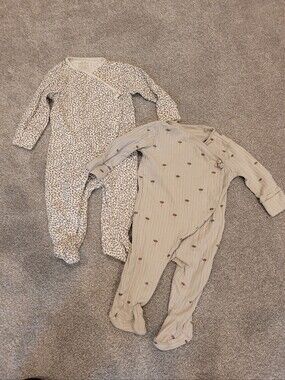 NEXT Baby Neutral Beige Baby One-Piece Sleeper Pajamas Size 3-6 Months